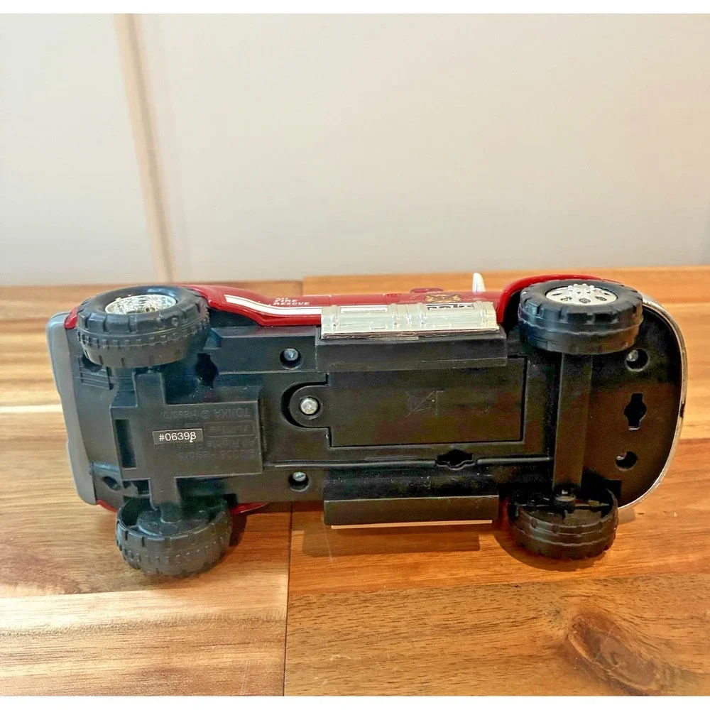 Tonka Fire Rescue Truck SUV Lights Sounds 7